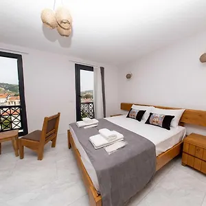Foca Kybele Otel İzmir