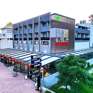 Otel Alice, Antalya