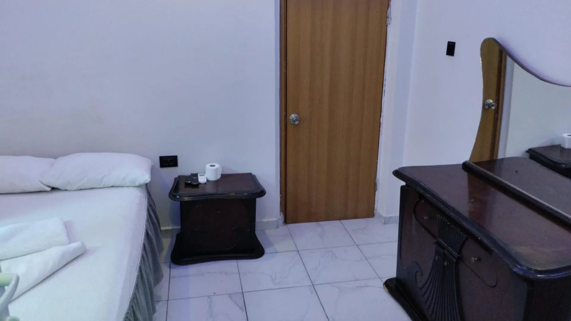 Atlas Pansiyon Antalya Hostel